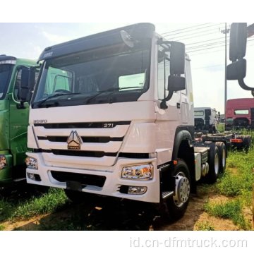 Menggunakan Truk Kepala Traktor Howo